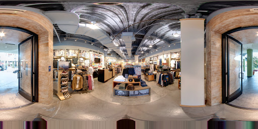 Shoe Store «Vans», reviews and photos, 324 Horton Plaza, San Diego, CA 92101, USA