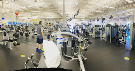 Gold,s Gym Austin Hester,s Crossing - 2400 S I-35 Frontage Rd, Round Rock, TX 78681