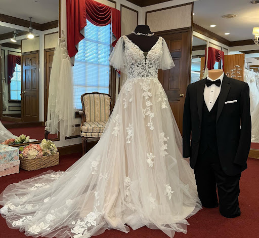 Bridal Shop «Andrews Bridal Shoppe & Tuxedo Central», reviews and photos, 2806 Montgomery Hwy, Dothan, AL 36303, USA