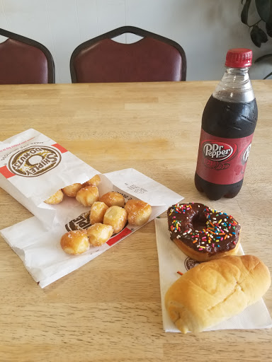 Donut Shop «Shipley Do-Nuts», reviews and photos, 507 W Moore Ave, Terrell, TX 75160, USA