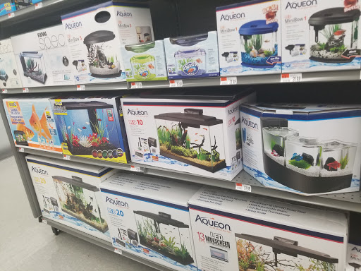 Pet Supply Store «Pet Supplies Plus», reviews and photos, 702 W Northland Ave, Appleton, WI 54914, USA