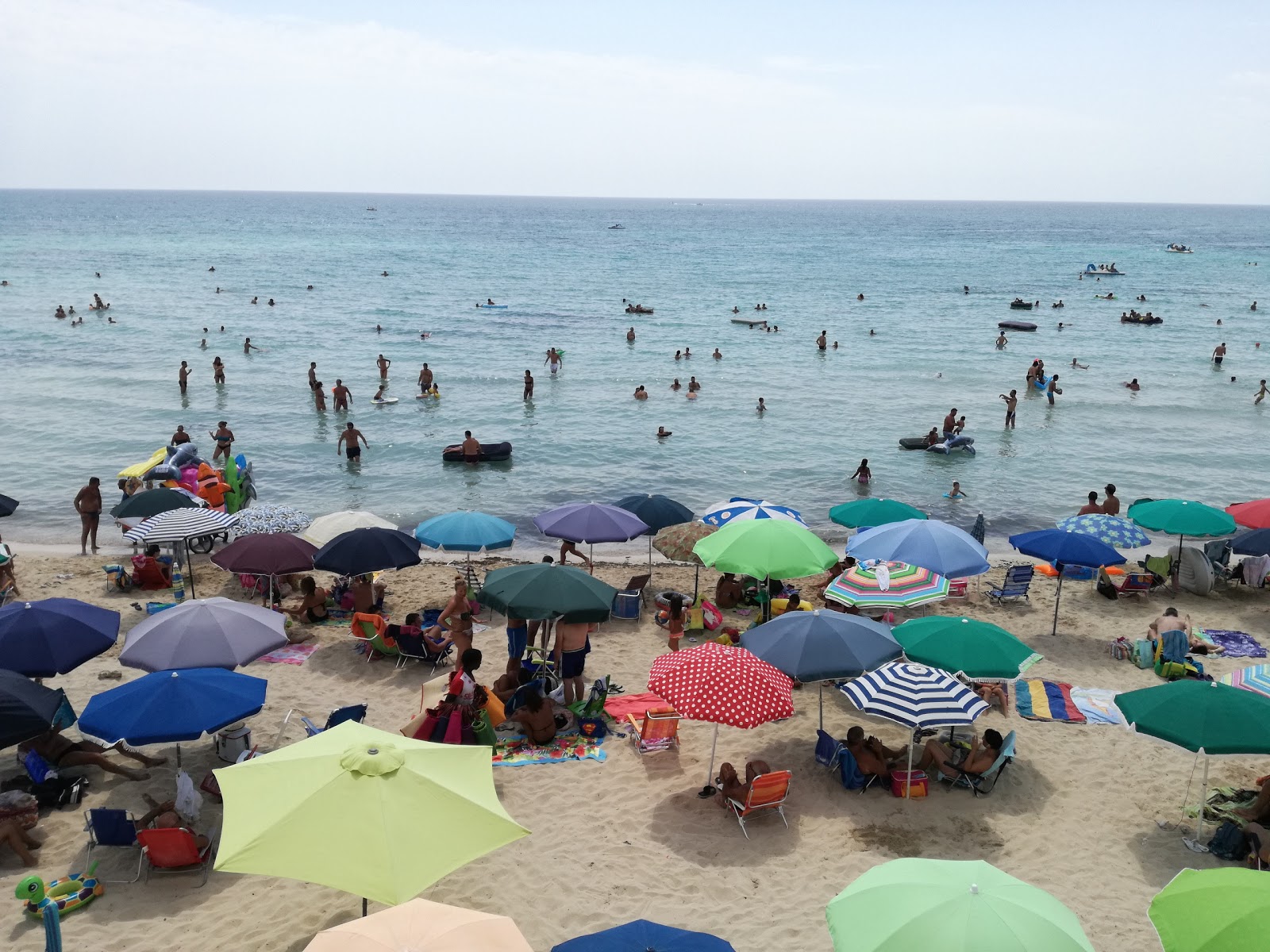 Fotografija Spiaggia Porto Cesareo in naselje