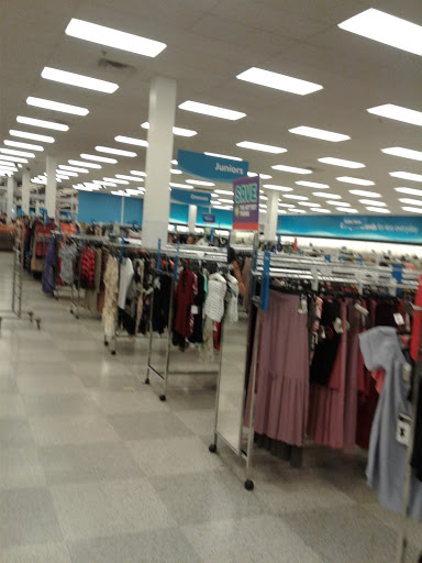 Clothing Store «Ross Dress for Less», reviews and photos, 514 S Illinois Rte 59, Naperville, IL 60540, USA