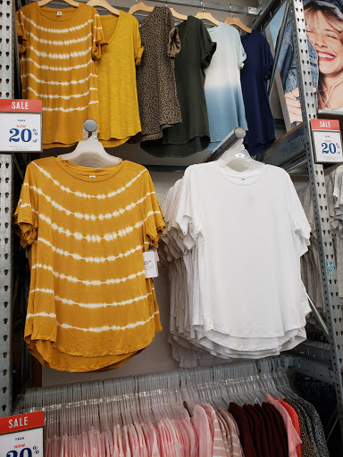 Clothing Store «Old Navy», reviews and photos, 159-18 Jamaica Ave, Jamaica, NY 11432, USA