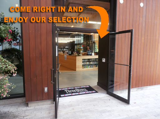 Liquor Store «Lake Grove Liquor», reviews and photos, 16364 Boones Ferry Rd, Lake Oswego, OR 97035, USA