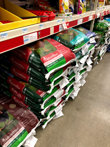 Home Improvement Store «Tractor Supply Co.», reviews and photos, 15411 W High St, Middlefield, OH 44062, USA