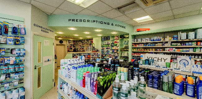 Comments and reviews of H.C Heard Pharmacy & Travel Clinic