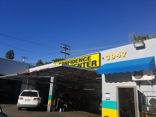 Auto Repair Shop «Confidence Auto Center», reviews and photos, 3947 Foothill Blvd, Glendale, CA 91214, USA