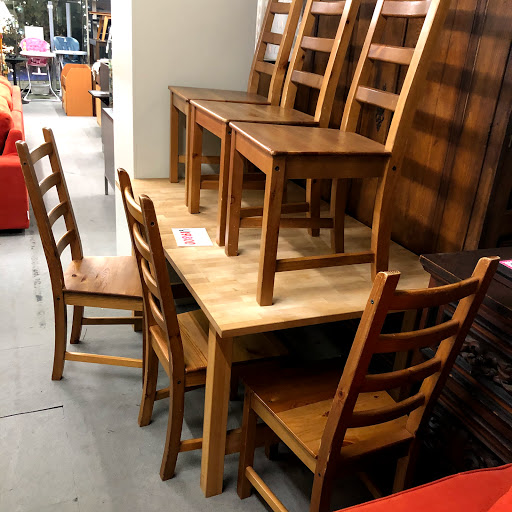 Second hand dining tables Tokyo