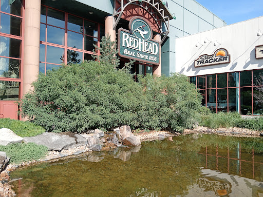 Sporting Goods Store «Bass Pro Shops», reviews and photos, 951 E Lewis and Clark Pkwy, Clarksville, IN 47129, USA