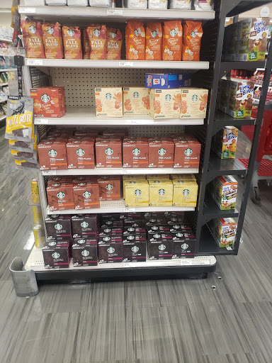 Department Store «Target», reviews and photos, 800 Broadview Village Sq, Broadview, IL 60155, USA