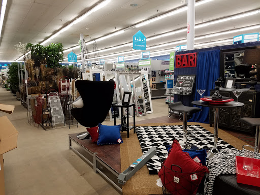 Home Goods Store «At Home», reviews and photos, 3100 Washtenaw Ave, Ypsilanti, MI 48197, USA