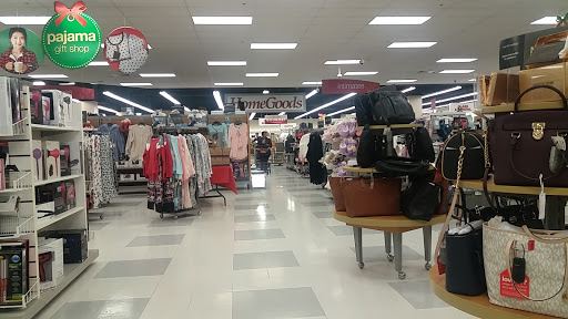 Department Store «T.J. Maxx & HomeGoods», reviews and photos, 7 Neponset St, Worcester, MA 01606, USA