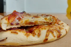 Papas Pizza image