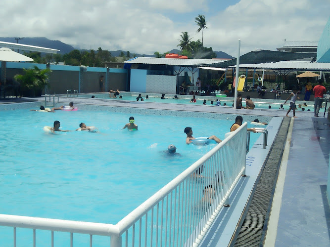 Radisa Swimming Pool & Cafe