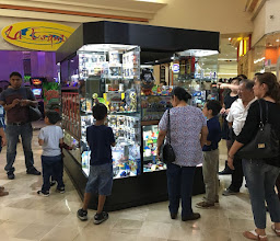 Jugueteria Mini toy Plaza Del Valle photo