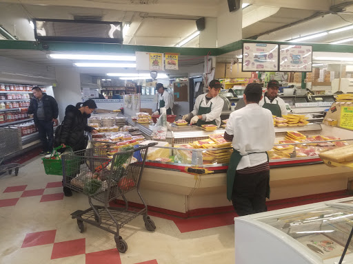Korean Grocery Store «Joong Boo Market», reviews and photos, 3333 N Kimball Ave, Chicago, IL 60618, USA
