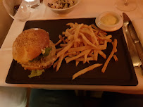 Sandwich au poulet du Restaurant Roger La Grenouille à Paris - n°11