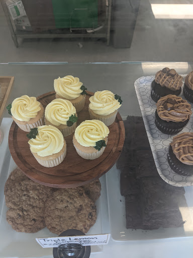 Bakery «VG Donut & Bakery», reviews and photos, 106 Aberdeen Dr, Cardiff, CA 92007, USA