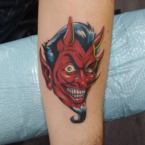 Tattoo Shop «Last Dragon Tattoo», reviews and photos, 212 N 2nd St, Fort Pierce, FL 34950, USA