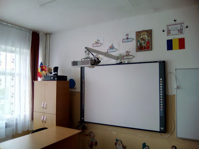 Opinii despre Școala Gimnazială "Constantin Brâncoveanu" în Olt - Școală