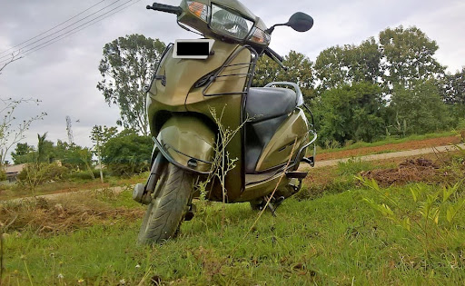 Scooty two wheeler on rent
