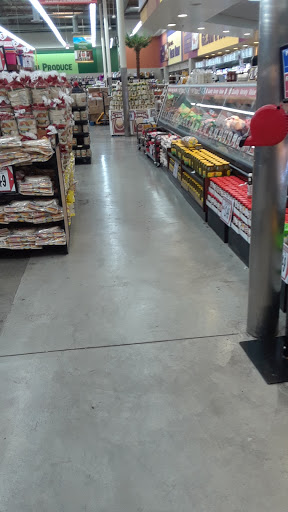 Grocery Store «Superior Grocers», reviews and photos, 4308 Slauson Ave, Maywood, CA 90270, USA