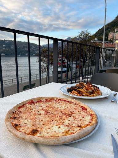 Ristorante e Pizzeria Fontana DOro in Como, Provincia di Como