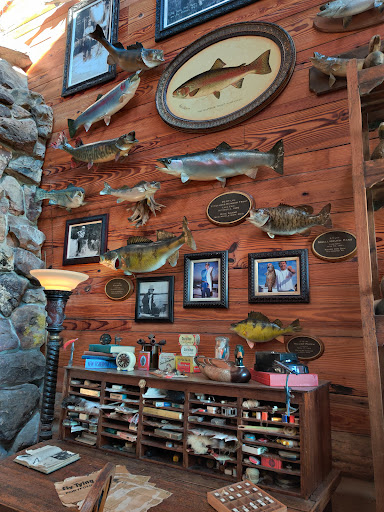 Sporting Goods Store «Bass Pro Shops», reviews and photos, 10000 Bass Pro Blvd, Rossford, OH 43460, USA