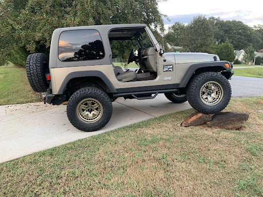 Used Car Dealer «Gold Rush Jeeps», reviews and photos, 150 Long Branch Rd, Dahlonega, GA 30533, USA