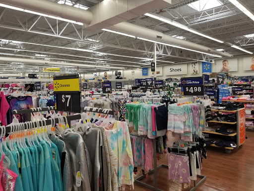 Department Store «Walmart Supercenter», reviews and photos, 500 New Circle Rd, Lexington, KY 40511, USA