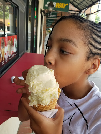 Shopping Mall «Haynes Market Shopping Center», reviews and photos, 3000 Old Alabama Rd, Johns Creek, GA 30022, USA