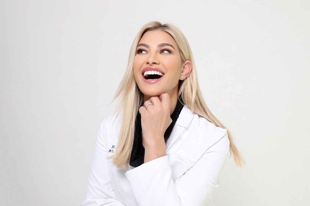 Aesthetic IQ Clinic 85253