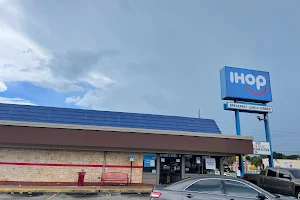 IHOP image