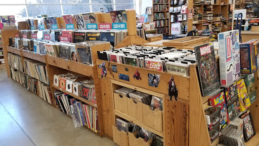 Book Store «Half Price Books», reviews and photos, 1075 E Golf Rd, Schaumburg, IL 60173, USA