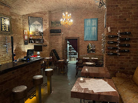 DOBLO Wine Bar and Shop