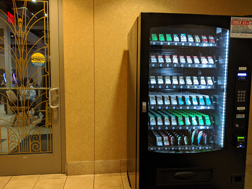 Car Racing Track «Hollywood Gaming at Mahoning Valley Race Course», reviews and photos, 655 N Canfield Niles Rd, Youngstown, OH 44515, USA