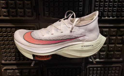 Clothing Store «Nike», reviews and photos, 8687 N Central Expy, Dallas, TX 75225, USA