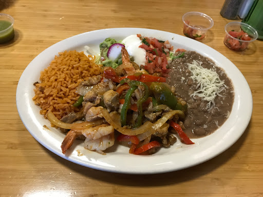 Los Arcos | Mexican Restaurant