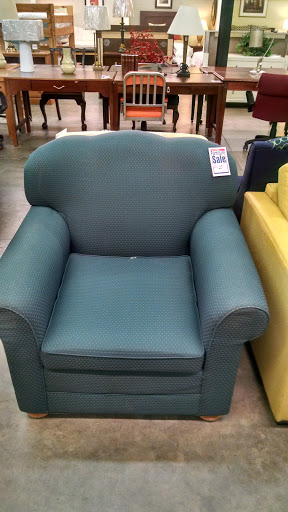 Furniture Store «Hotel Furniture Outlet & Liquidators», reviews and photos, 148 S Waverly Rd, Holland, MI 49423, USA