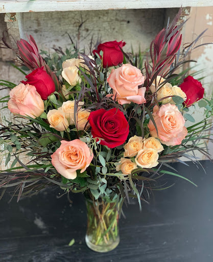 Florist «Chippewa Valley Floral», reviews and photos, 507 S Barstow St, Eau Claire, WI 54701, USA