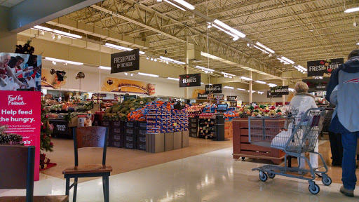 Grocery Store «Stop & Shop», reviews and photos, 575 Greenwich Ave, Warwick, RI 02886, USA
