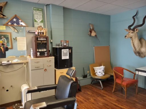 Barber Shop «Brentwood Barber Shop», reviews and photos, 2650 S Glenstone Ave, Springfield, MO 65804, USA