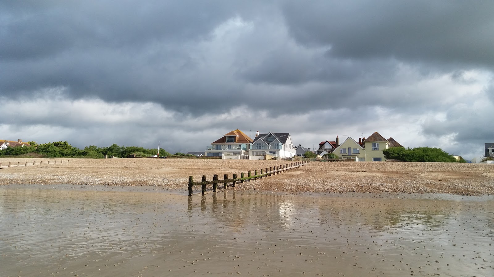 East Preston beach'in fotoğrafı çok temiz temizlik seviyesi ile