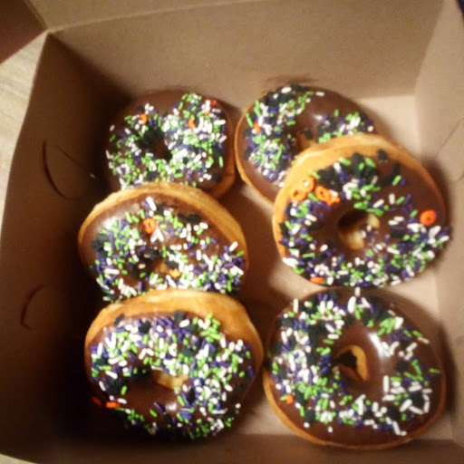 Donut Shop «BoSa Donuts», reviews and photos, 155 E Williams Field Rd, Gilbert, AZ 85295, USA