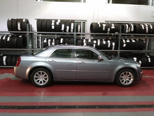 Used Car Dealer «Fields Chrysler Jeep Dodge Sanford», reviews and photos, 750 Towne Center Blvd, Sanford, FL 32771, USA