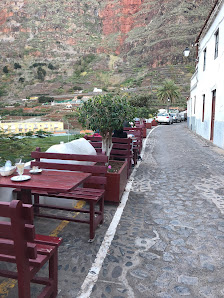 Restaurante La Vieja Escuela C. Poeta Trujillo Armas, 2, 38830 Agulo, Santa Cruz de Tenerife, España