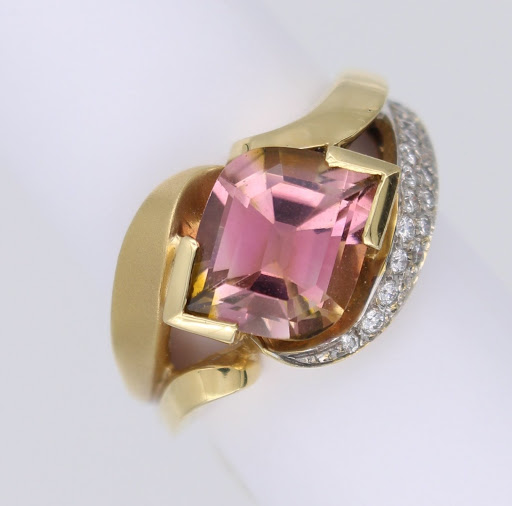 Jewelry Store «All That Glitters», reviews and photos, 2616 W Colorado Ave #18, Colorado Springs, CO 80904, USA