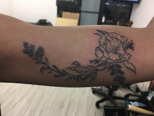 Tattoo Shop «Precision Ink Tattoo company», reviews and photos, 1382 E Vine St, Kissimmee, FL 34744, USA