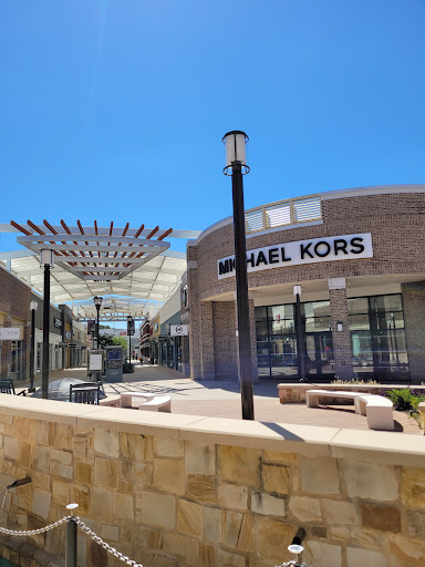 Outlet Mall «Tanger Outlet Southaven», reviews and photos, 5205 Airways Blvd, Southaven, MS 38671, USA